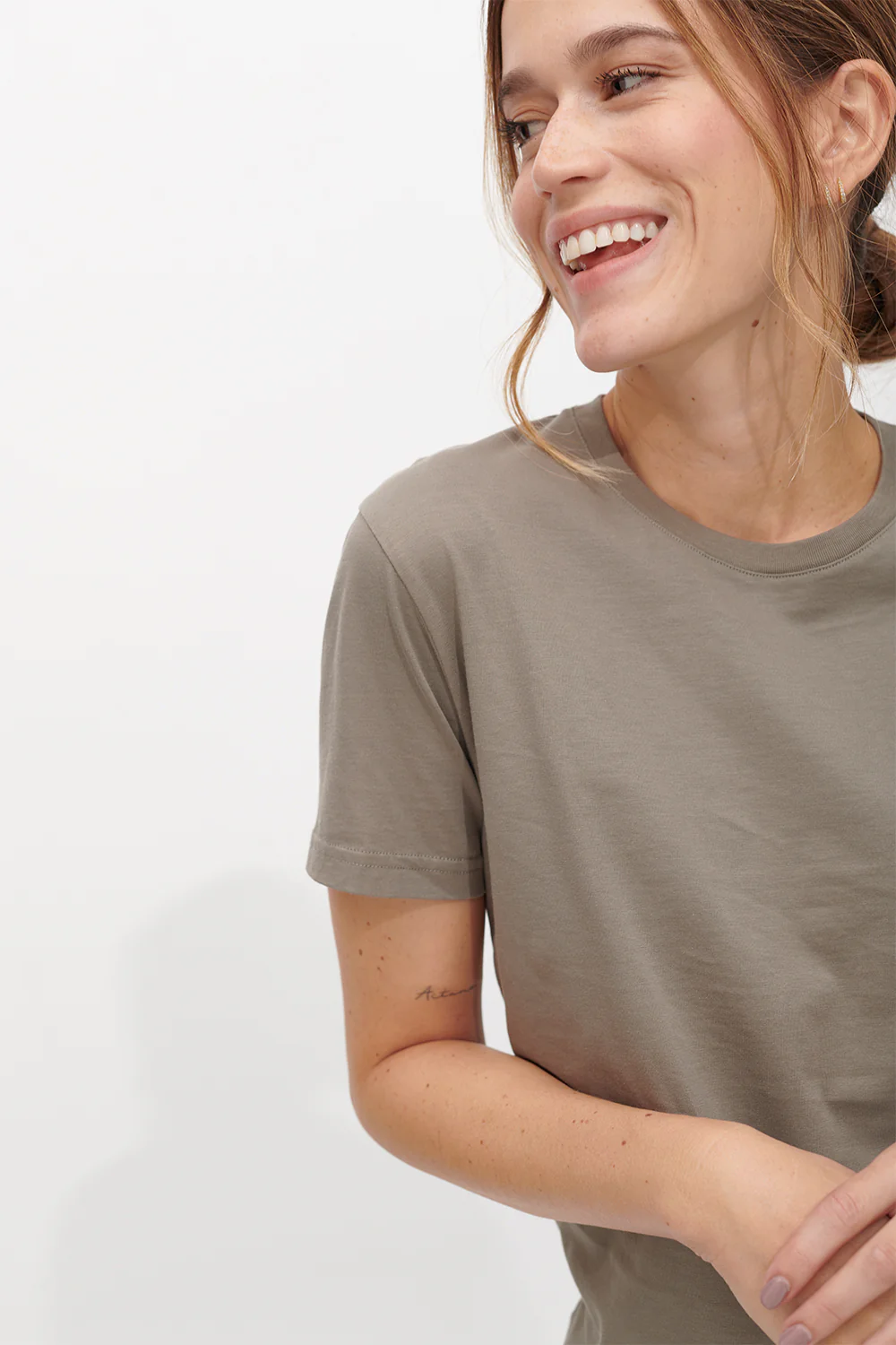 The Unisex T-Shirt - Dust Grey - Image 4
