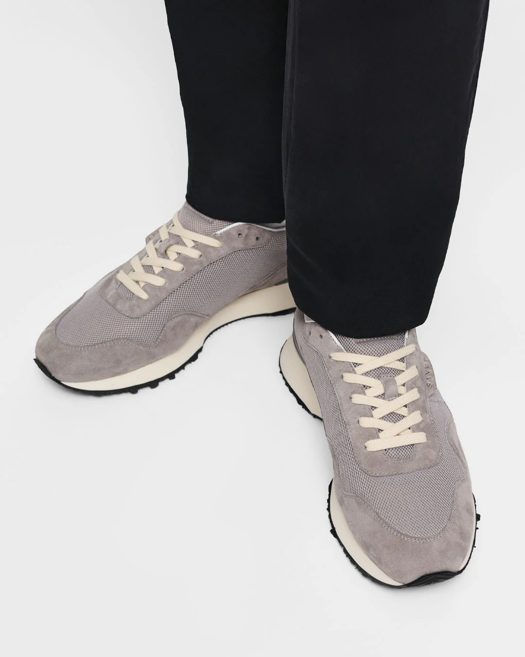 The Heritage Runner - Grey - Image 3