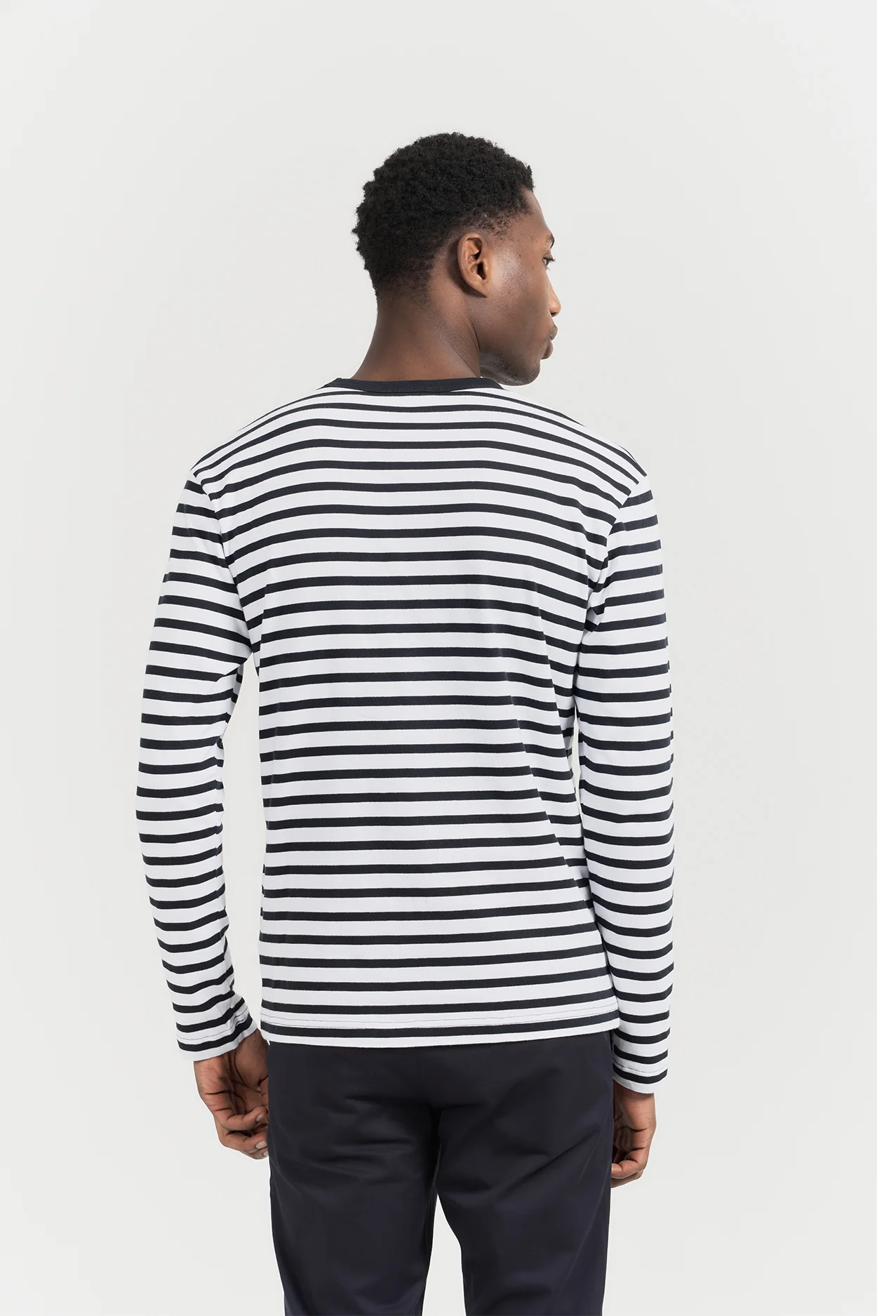 The Longsleeve Striped T-Shirt - Navy / White - Image 4