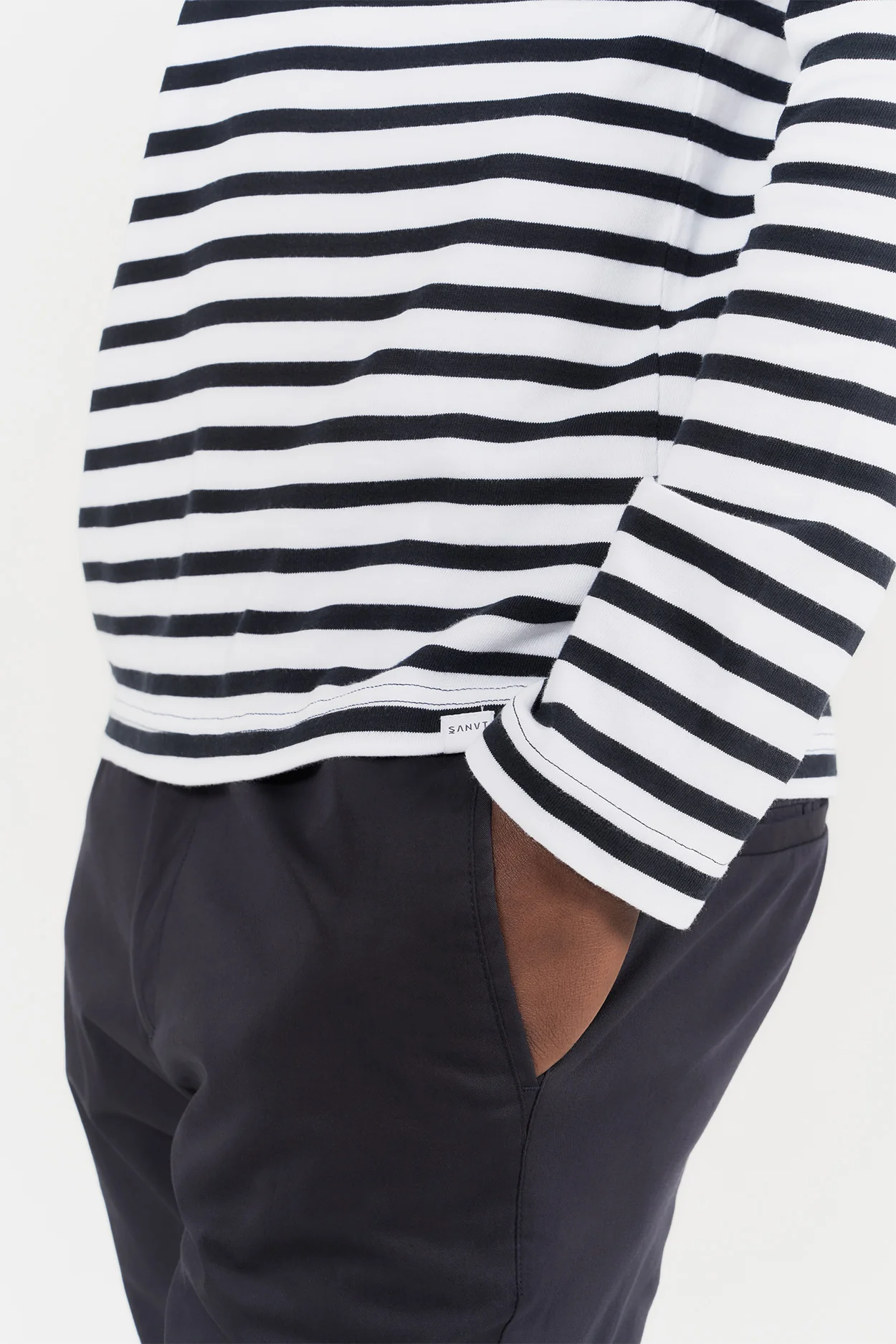 The Longsleeve Striped T-Shirt - Navy / White - Image 5