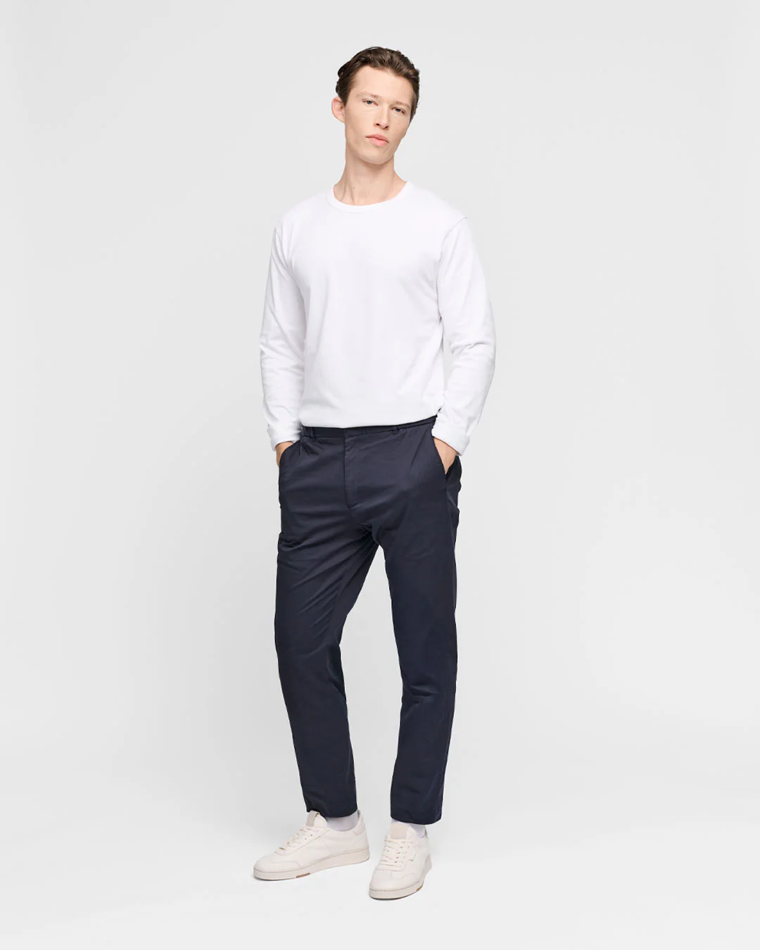 The Longsleeve T-Shirt - White - Image 4
