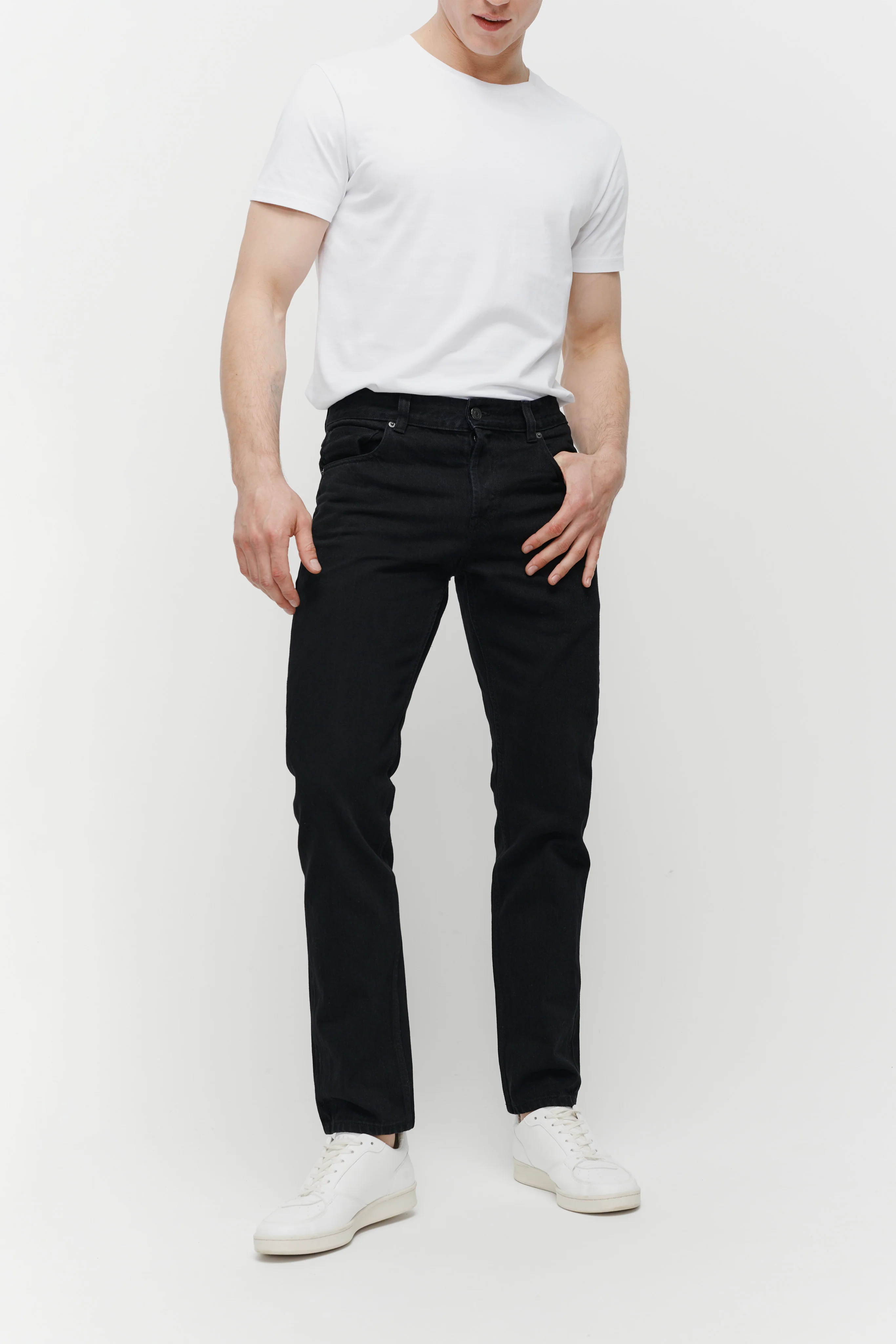 The Perfect Jeans - Black - Image 4