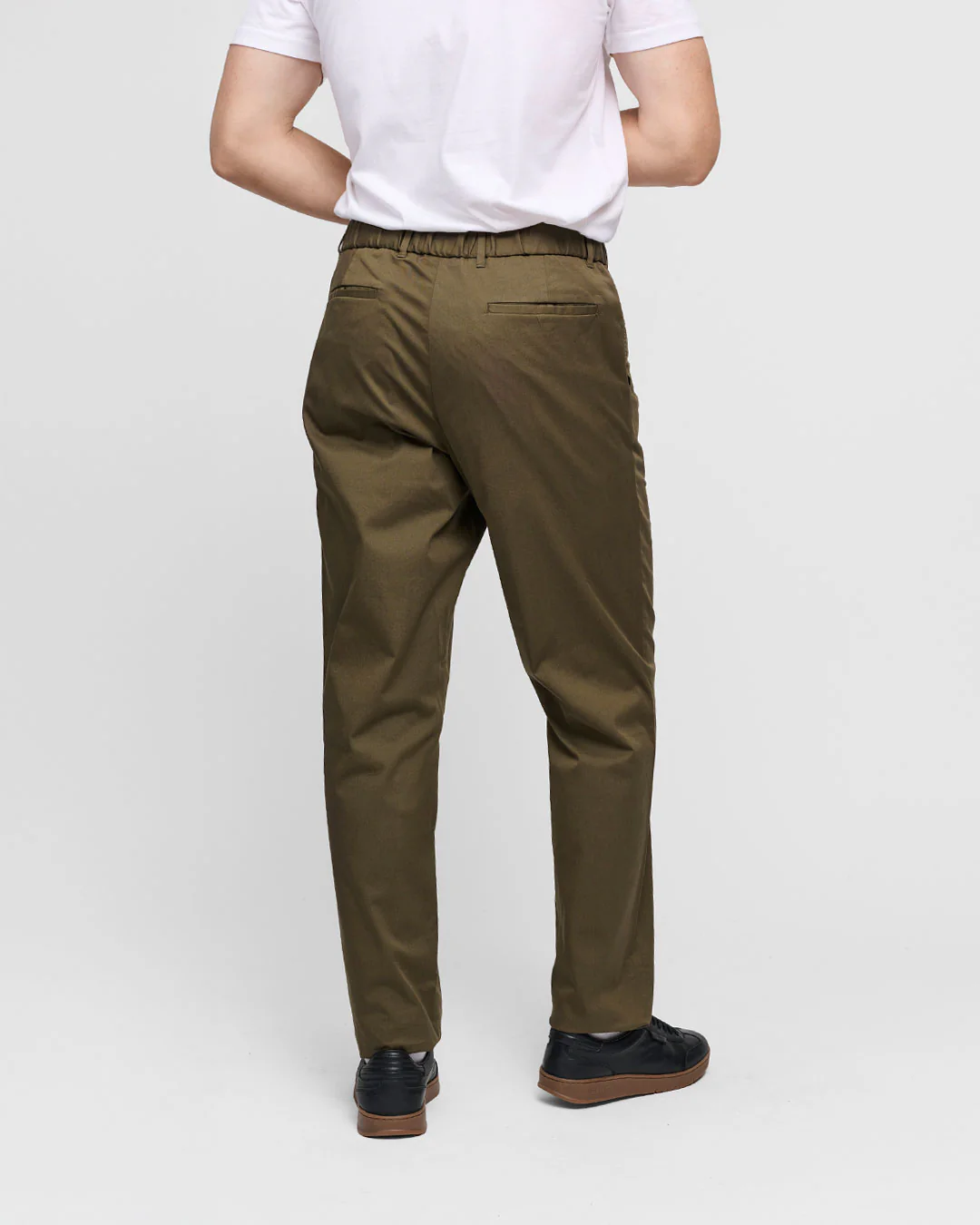The Relaxed Chino - Olive Green - Image 5