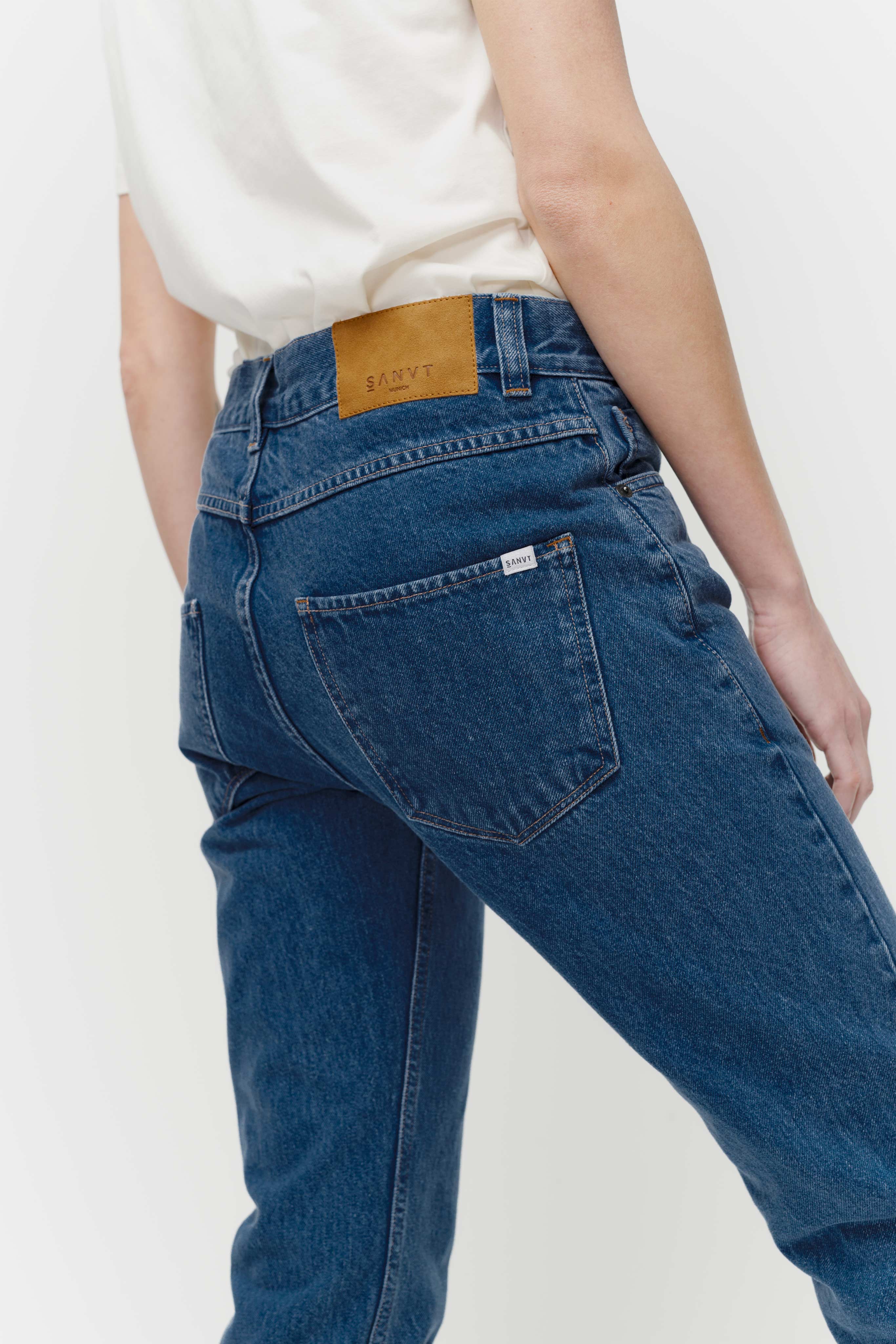 The Unisex Jeans - Washed Blue - Image 4